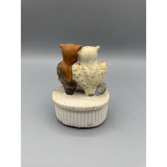 Vintage Porcelain Owl Couple Trinket Box with Roses – 4.5” Tall - Picture 2 of 7